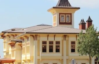 fatih sultan mehmet universitesi ucretleri